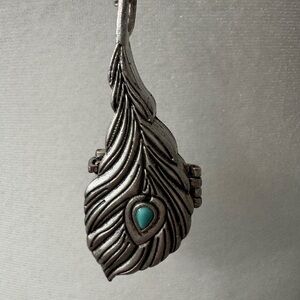 Lucky Brand feather pendant locket chain necklace NWT